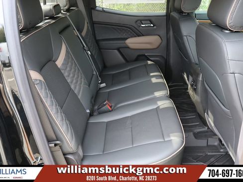 New 2026 GMC Canyon Denali w/ LPO, Denali Black Edition AWD/4WD image 24