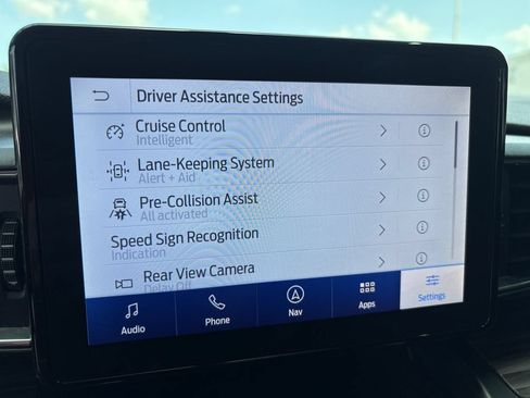 Used 2020 Ford Explorer Limited RWD image 34