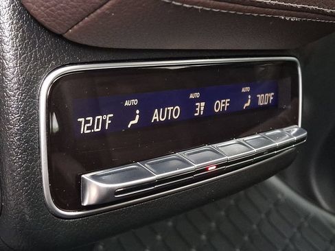 Used 2023 Mercedes-Benz GLS 450 4MATIC image 12
