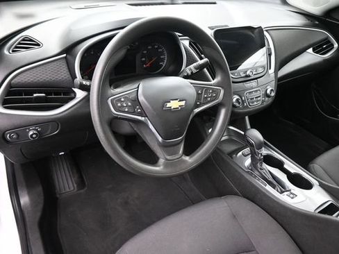 Used 2024 Chevrolet Malibu LT FWD image 21