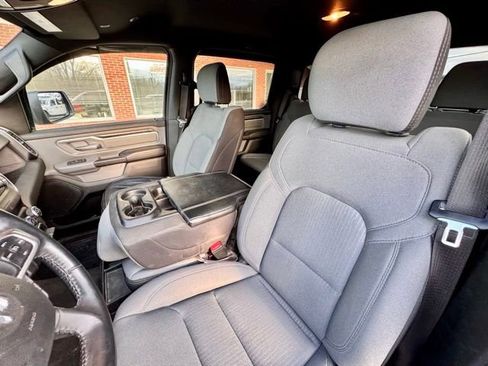 Used 2022 RAM 1500 Big Horn AWD/4WD image 9