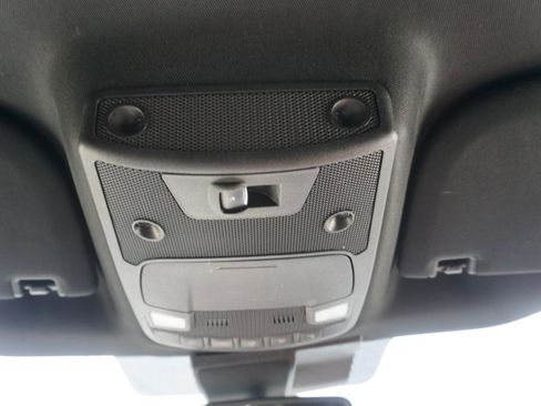 Used 2020 Ford F150 Lariat w/ Equipment Group 502A Luxury AWD/4WD image 26