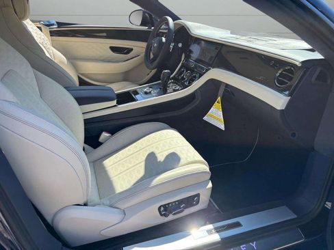 New 2025 Bentley Continental GT Speed image 26