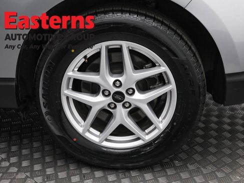 Used 2024 Ford Edge SEL image 32