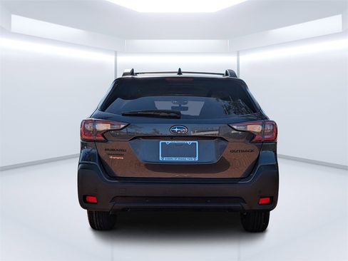 Used 2024 Subaru Outback Onyx Edition image 4