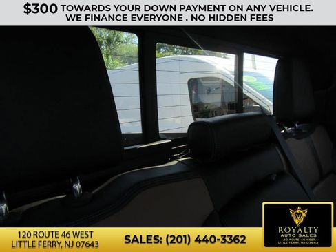 Used 2019 Chevrolet Silverado 1500 High Country w/ Z71 Off-Road Package image 12