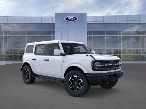 New 2026 Ford Bronco Outer Banks AWD/4WD image 32