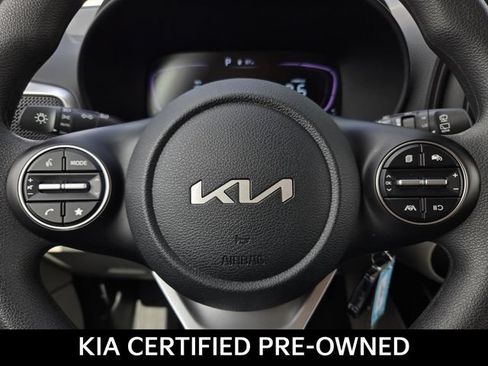 Certified 2025 Kia Soul LX w/ LX Technology Package FWD image 27
