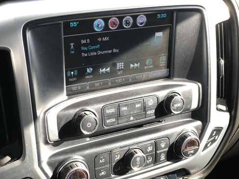 Used 2018 GMC Sierra 1500 SLT image 19