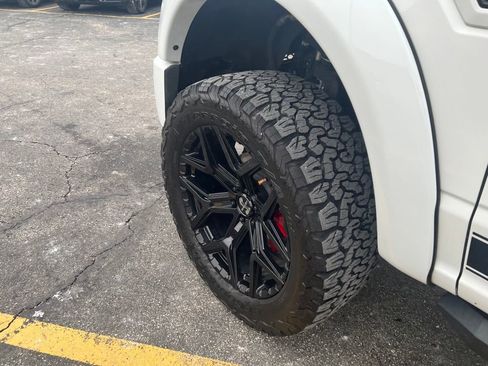 Used 2023 Ford F150 Lariat w/ Equipment Group 502A High image 11