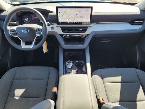 New 2026 Ford Explorer Active RWD image 38