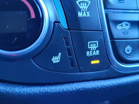 Used 2023 Chevrolet Equinox RS w/ RS Leather Package image 29