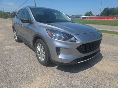 Used 2022 Ford Escape SE w/ Convenience Package