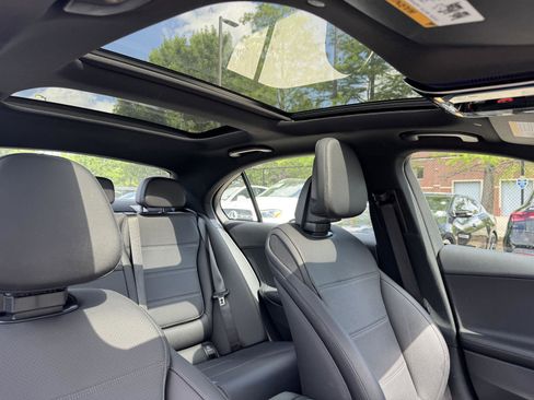 Used 2026 Mercedes-Benz C 300 Sedan image 30