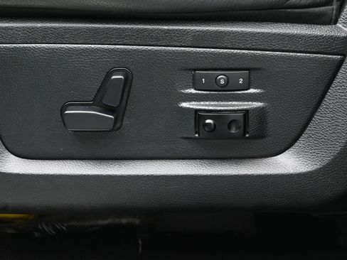 Used 2018 RAM 1500 Limited AWD/4WD image 10