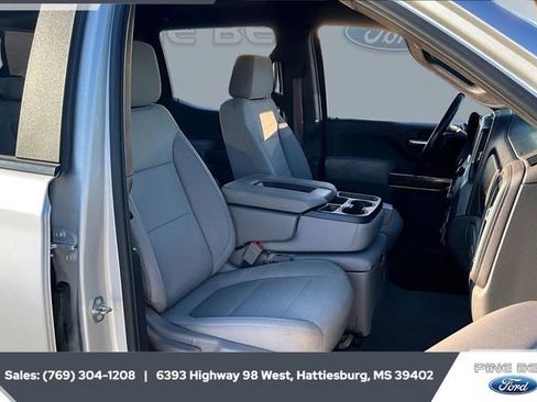 Used 2020 Chevrolet Silverado 1500 LT w/ Texas Edition image 6