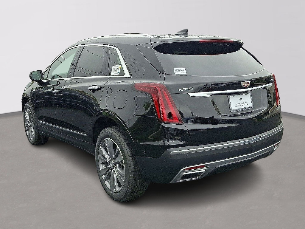 New 2026 Cadillac XT5 Premium Luxury FWD image 3