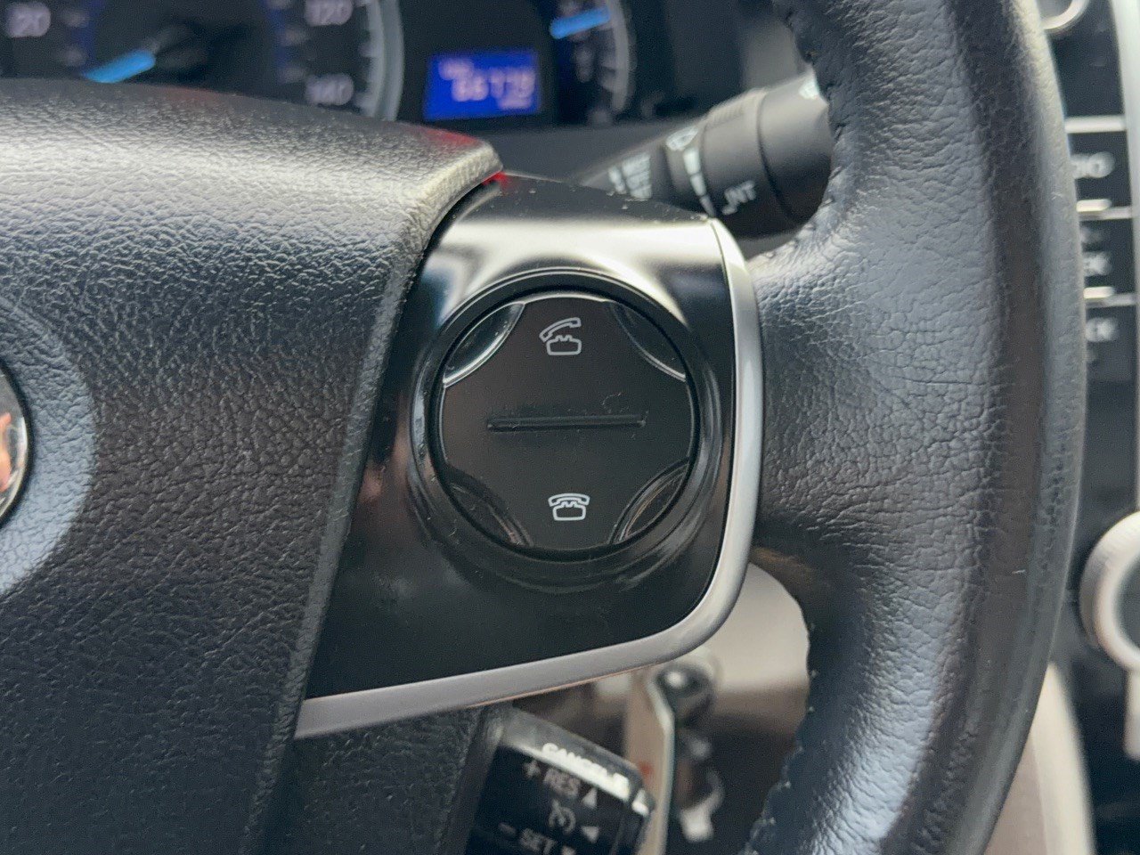 Used 2014 Toyota Camry XLE FWD image 19