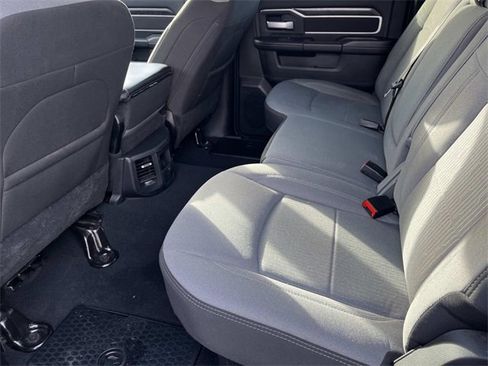 Used 2024 RAM 2500 Big Horn image 17