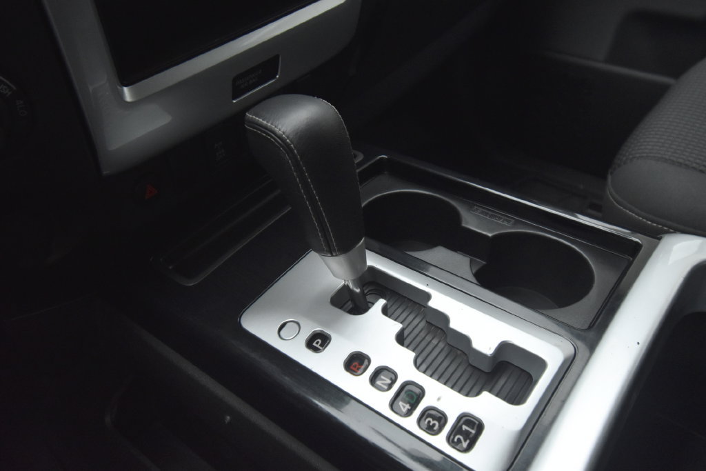 Used 2014 Nissan Titan PRO-4X AWD/4WD image 18