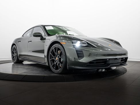 Certified 2022 Porsche Taycan GTS AWD/4WD image 9