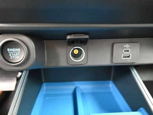 New 2025 Ford Maverick XLT w/ Equipment Group 301A image 36