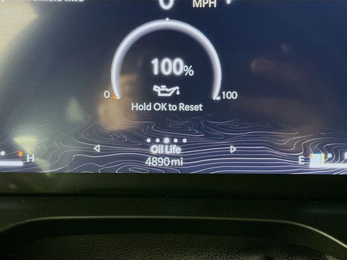 Used 2025 Jeep Grand Cherokee Laredo w/ MOPAR Finishing Package image 19