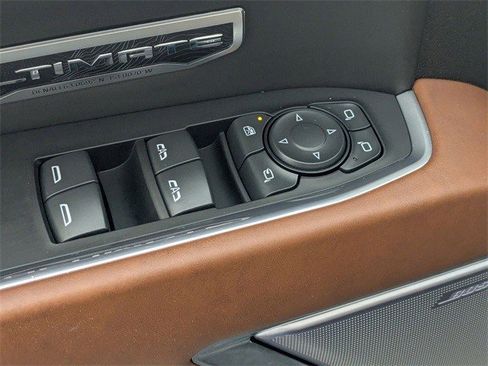 Used 2024 GMC Sierra 1500 Denali Ultimate image 9