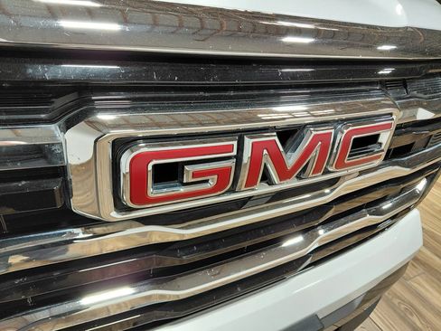 Used 2026 GMC Terrain Elevation AWD/4WD image 11