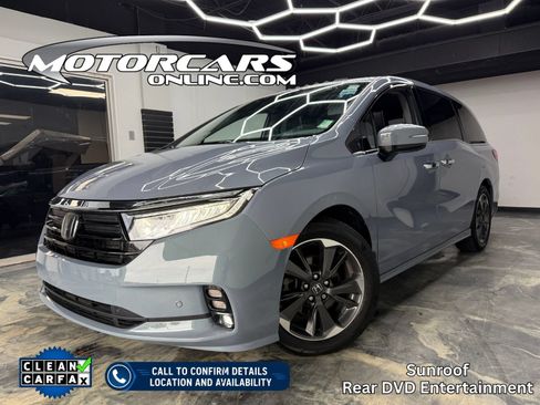 Used 2023 Honda Odyssey Touring image 1