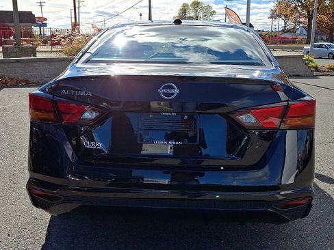 Certified 2025 Nissan Altima 2.5 S image 5