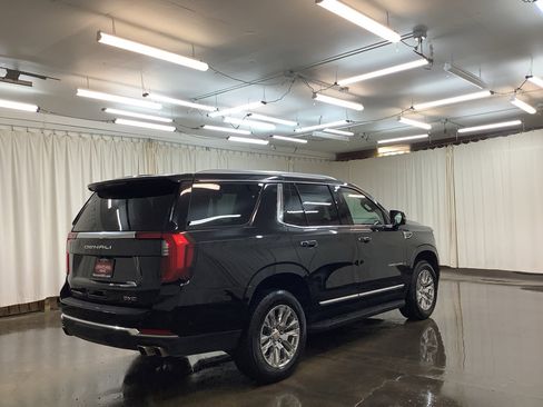 Used 2025 GMC Yukon Denali AWD/4WD image 6