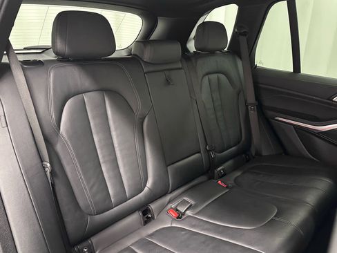 Used 2022 BMW X5 xDrive45e w/ M Sport Package AWD/4WD image 22