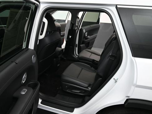 Certified 2026 Hyundai Palisade SEL FWD image 11