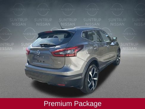 Used 2020 Nissan Rogue Sport SL w/ Premium Package image 7
