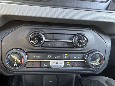 Used 2022 Ford Bronco Big Bend image 33