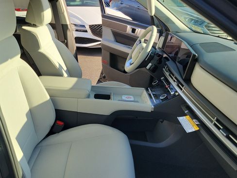 Used 2026 Hyundai Santa Fe SE AWD/4WD image 19