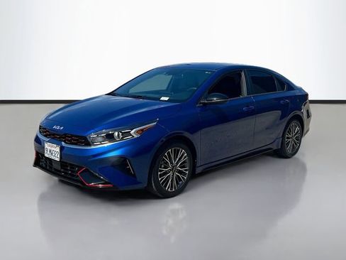 Certified 2024 Kia Forte GT-Line FWD image 3