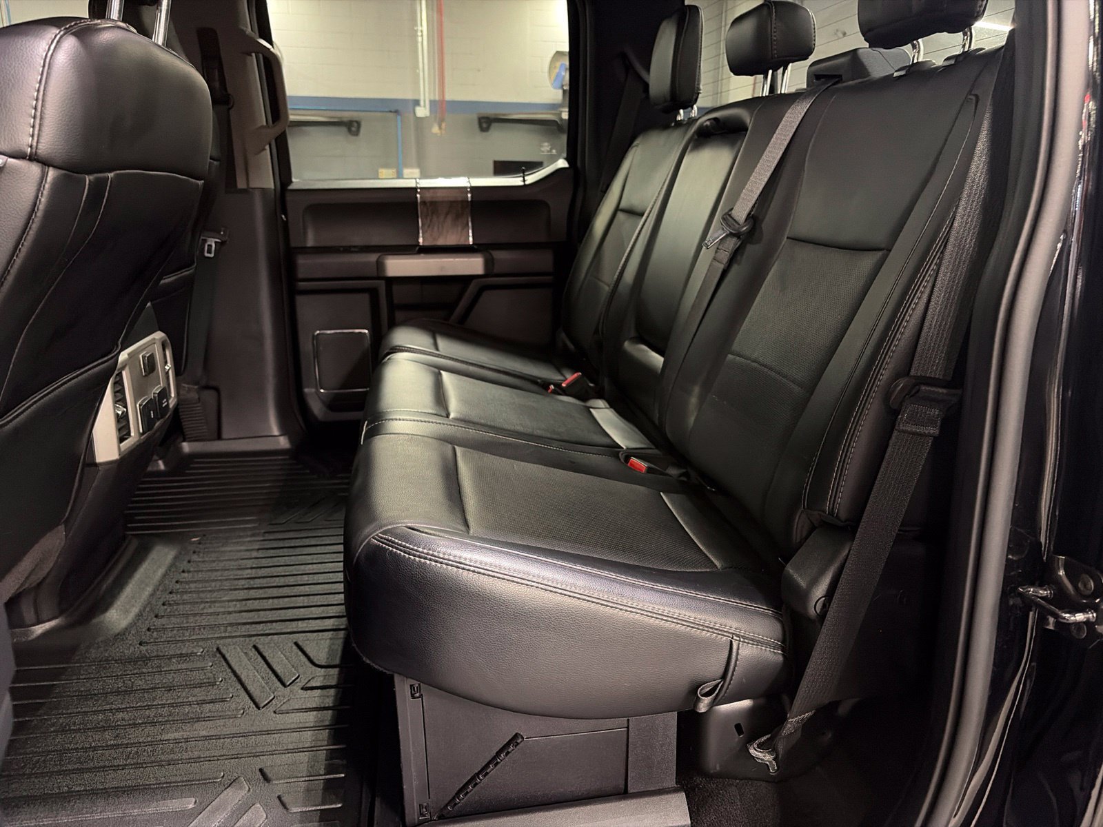 Used 2019 Ford F250 Lariat w/ Chrome Package AWD/4WD image 23