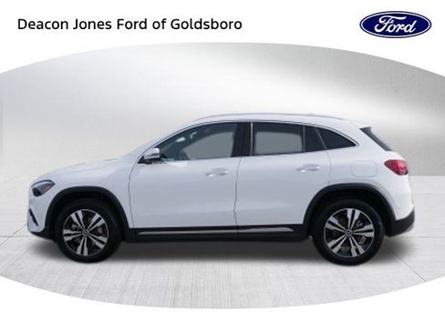 Used 2025 Mercedes-Benz GLA 250 image 6