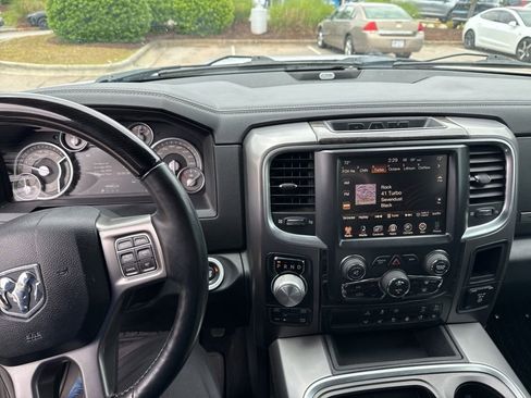 Used 2017 RAM 1500 Limited AWD/4WD image 18