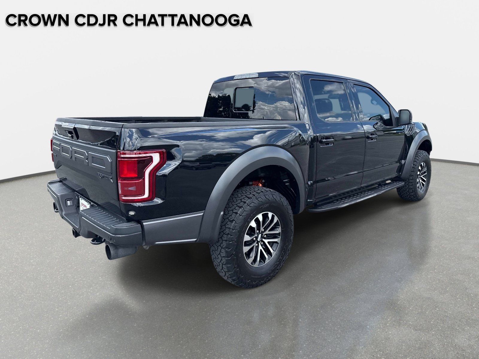 Used 2019 Ford F150 Raptor w/ Equipment Group 802A Luxury AWD/4WD image 4