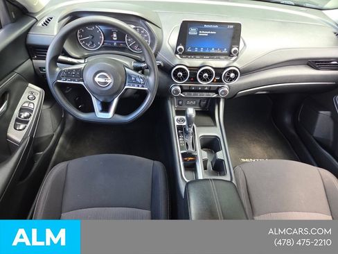 Used 2024 Nissan Sentra SV FWD image 8