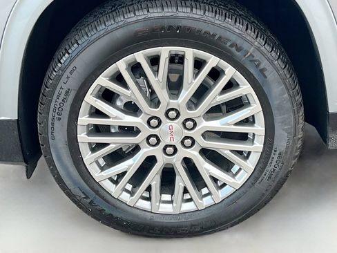 Used 2026 GMC Acadia Denali AWD/4WD image 34