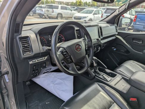 Used 2022 Nissan Frontier PRO-4X w/ Pro-4X Premium Package AWD/4WD image 13