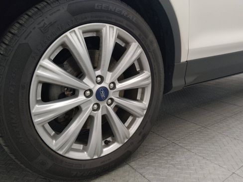 Used 2019 Ford Escape SEL AWD/4WD image 31