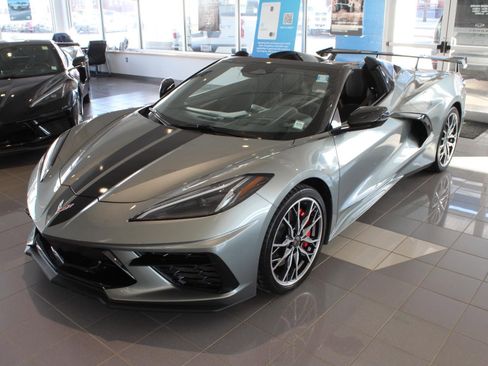 Used 2024 Chevrolet Corvette 3LT w/ Z51 Performance Package image 13