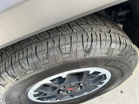 Certified 2025 Toyota 4Runner TRD Off-Road AWD/4WD image 22