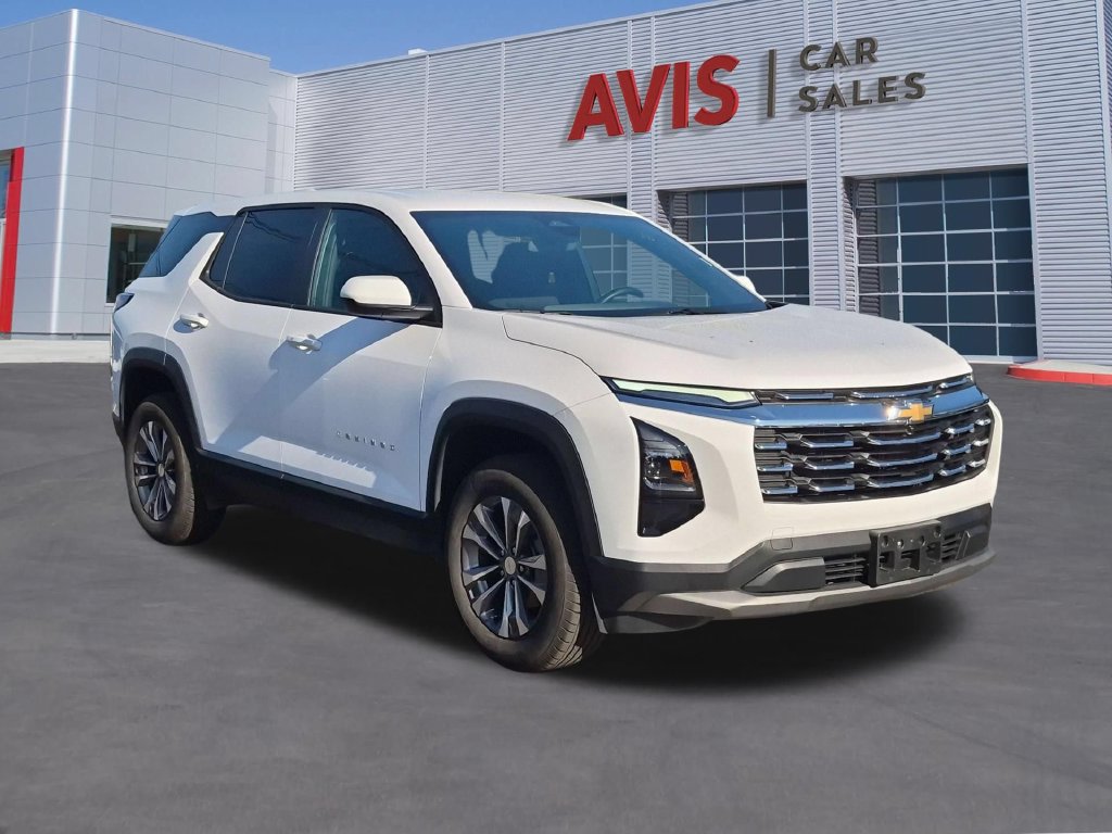 Used 2026 Chevrolet Equinox LT AWD/4WD image 3