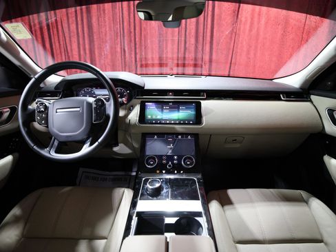 Used 2019 Land Rover Range Rover Velar S AWD/4WD image 15
